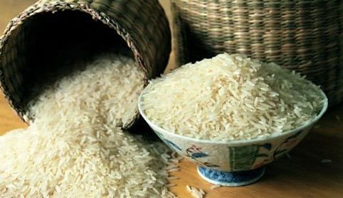 Bạn cần chuẩn bị những gì để tách gạo ra khỏi hỗn hợp gạo lẫn với sạn?