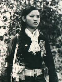 Phân tích nhân vật Phương Định trong tác phẩm Những ngôi sao xa xôi của Lê Minh Khuê. Qua nhân vật này, em có suy nghĩ gì về thế hệ tuổi trẻ Việt Nam trong cuộc kháng chiến chống Mĩ cứu nước?